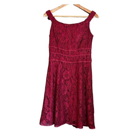 NWT! White House black market lace lined dress - Picture 1 of 14